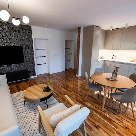Luksusowy Przy Parku Apartment Tarnowskie Gory