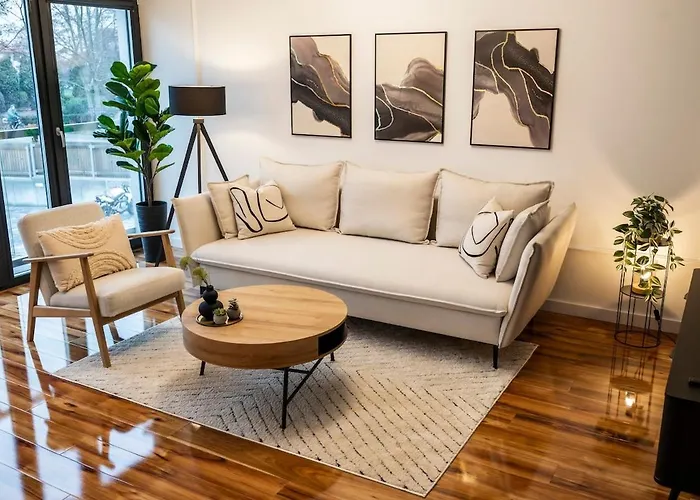 Luksusowy Przy Parku Апартаменты Тарновске-Гуры