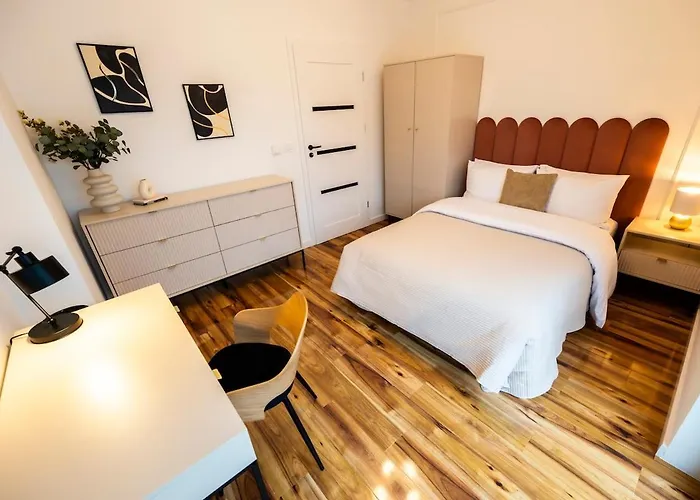 Luksusowy Przy Parku Апартаменты